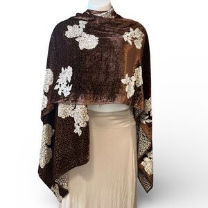 Magic Scarf Chestnut Brown Lined Velvet Ruana With Contrasting Roses